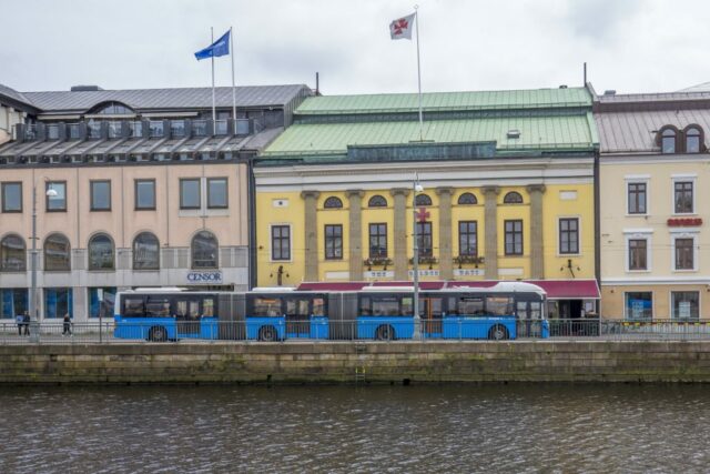 Transdev's 24-meter-long bi-articulated bus enters history in Gothenburg