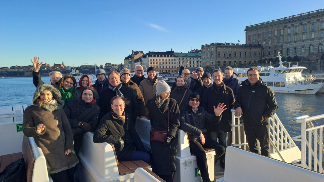 Participants Trans'Lead Topex Mars 2024 sur un bateau en Suède