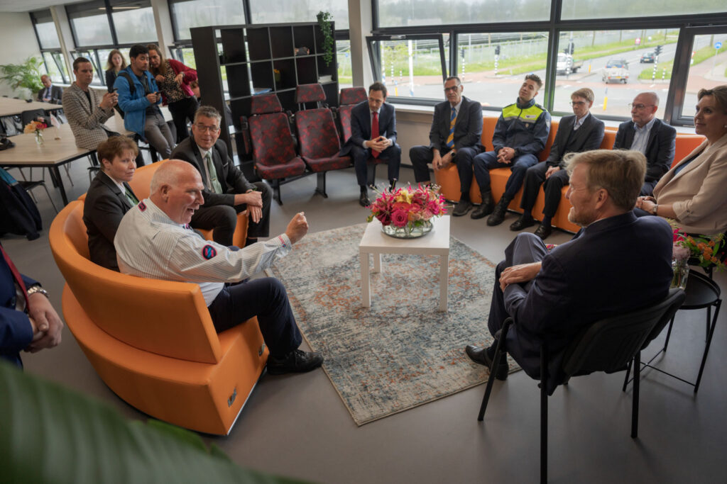 The Netherlands King and State Secretary Heijnen visit NS maintenance company and Transdev Academy