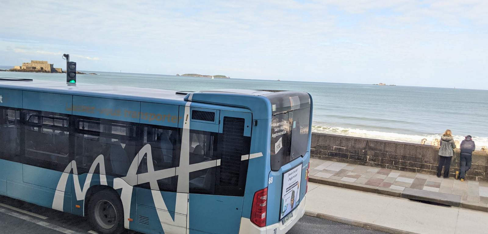 Arrière d'un bus MAT de Saint-Malo Agglomération